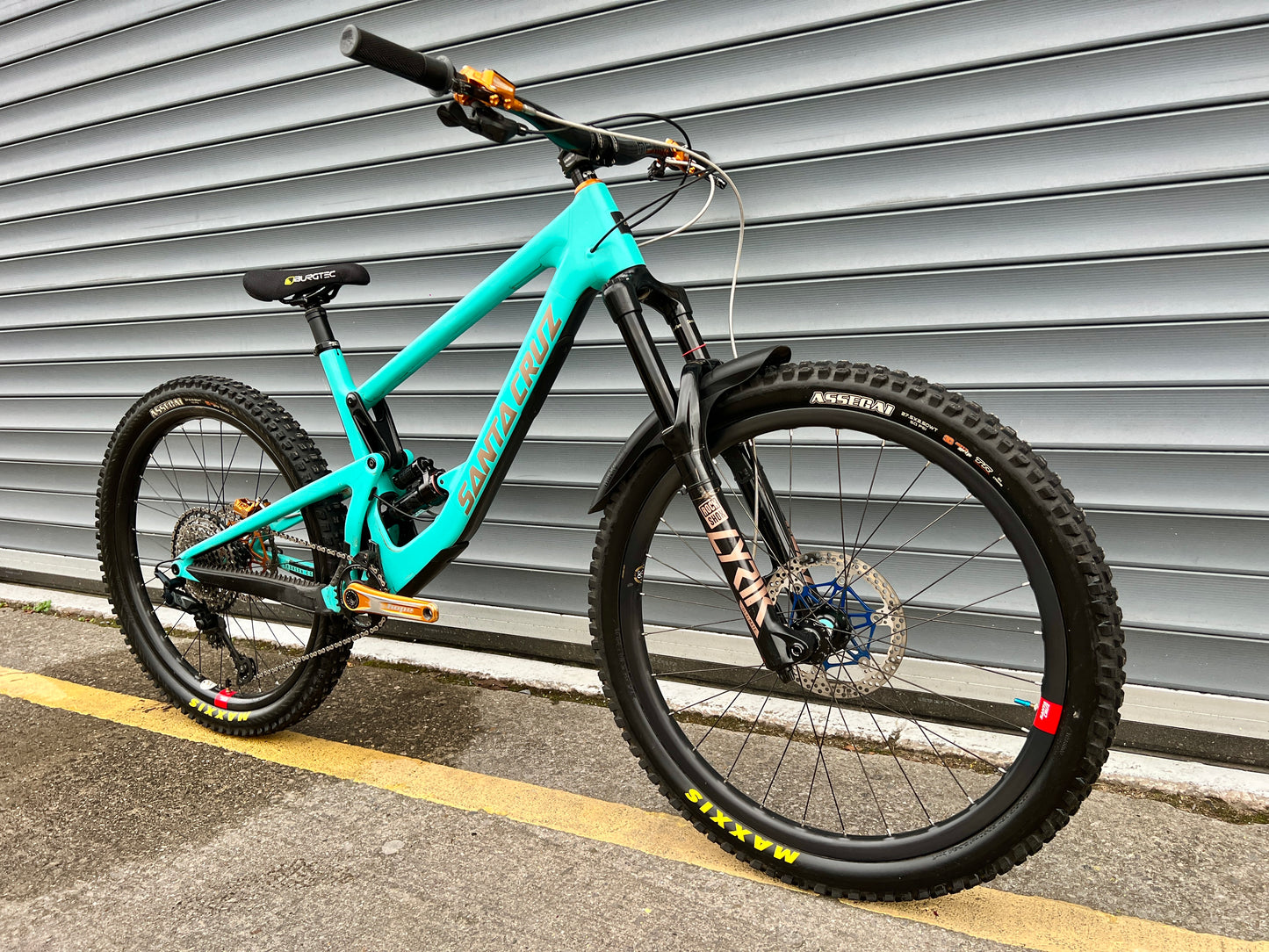 2021 SANTA CRUZ BRONSON CC RESERVE | RRP £9000