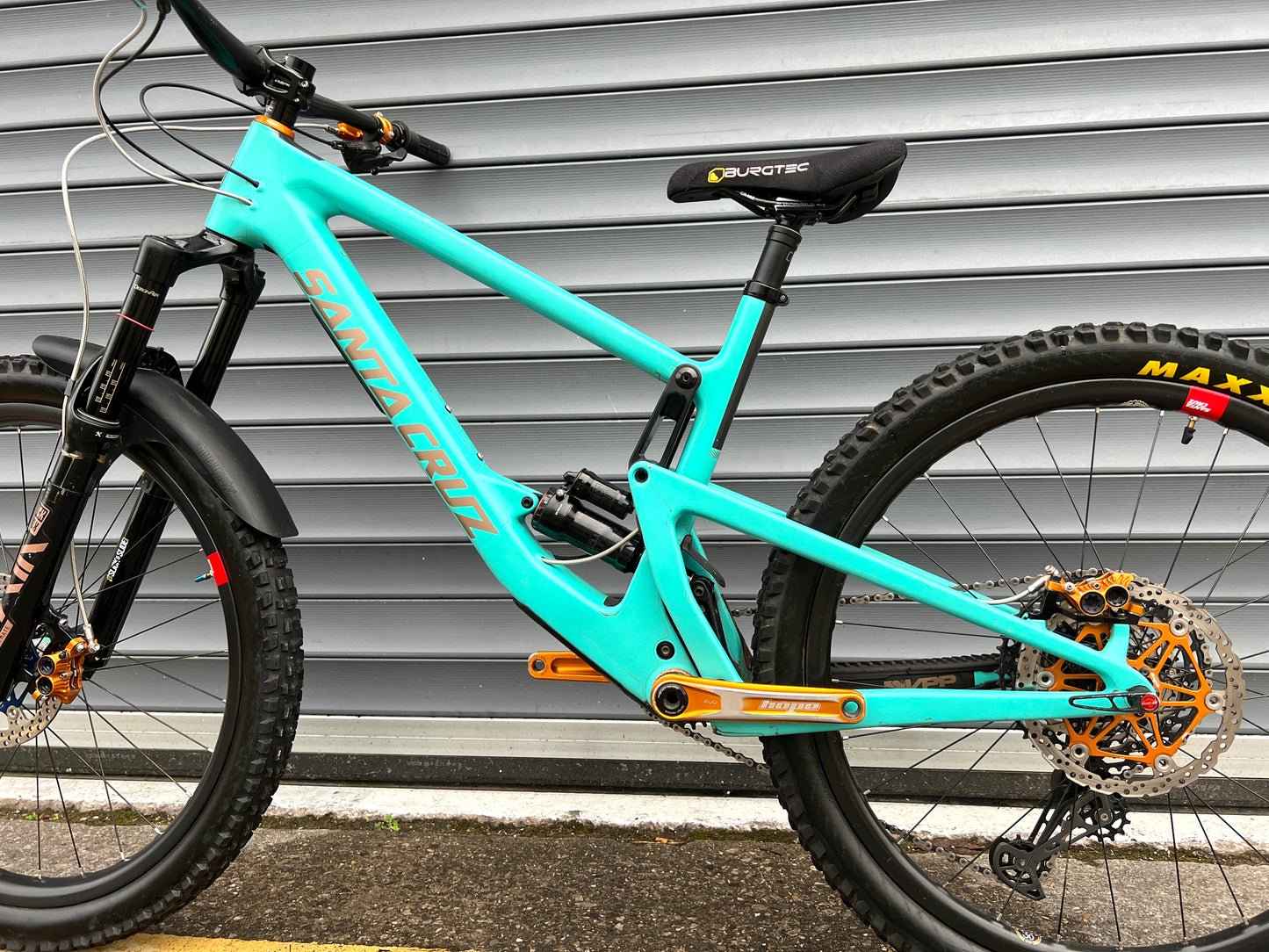 2021 SANTA CRUZ BRONSON CC RESERVE | RRP £9000