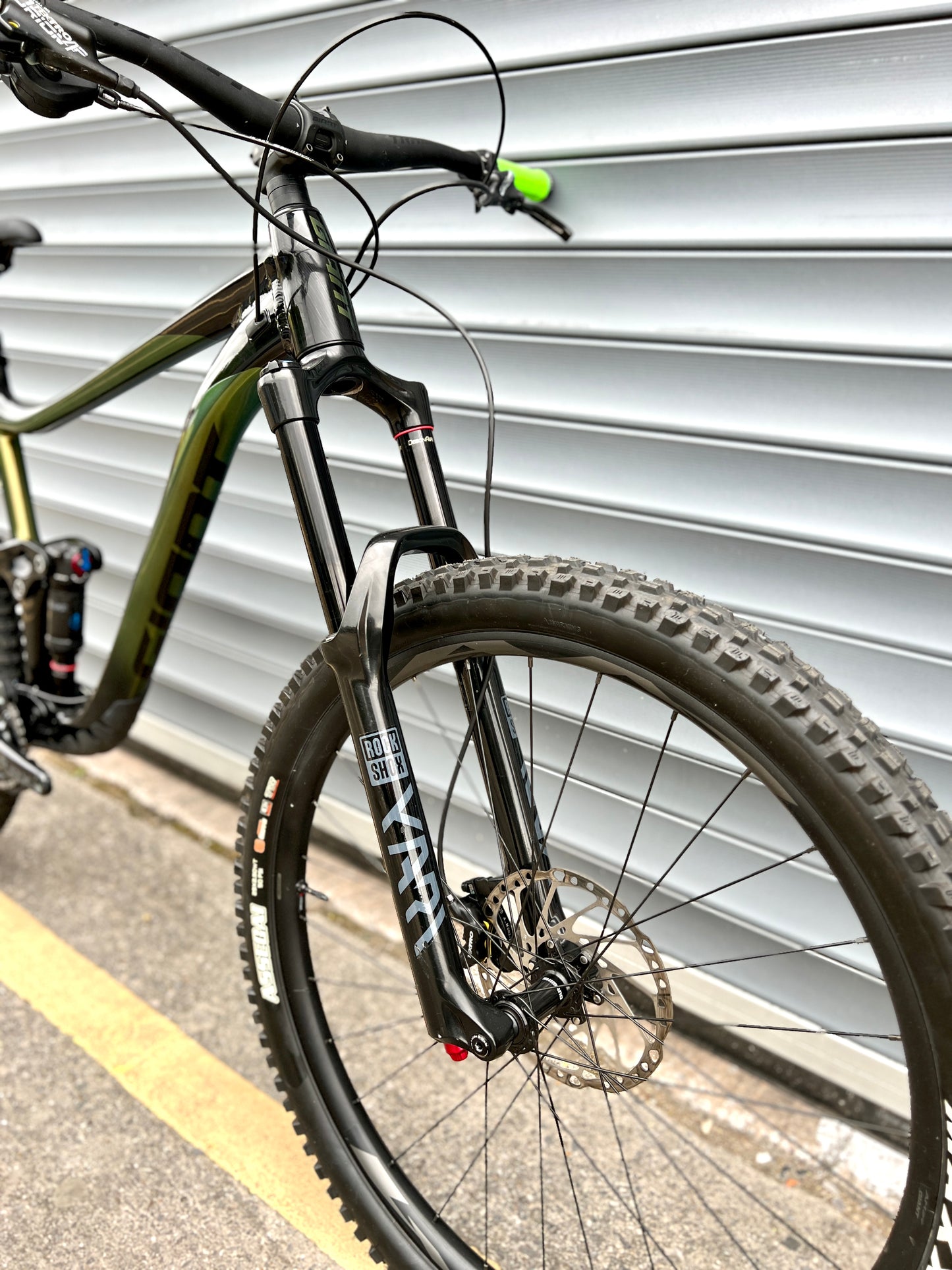 2021 GIANT REIGN 29 | RRP £3299