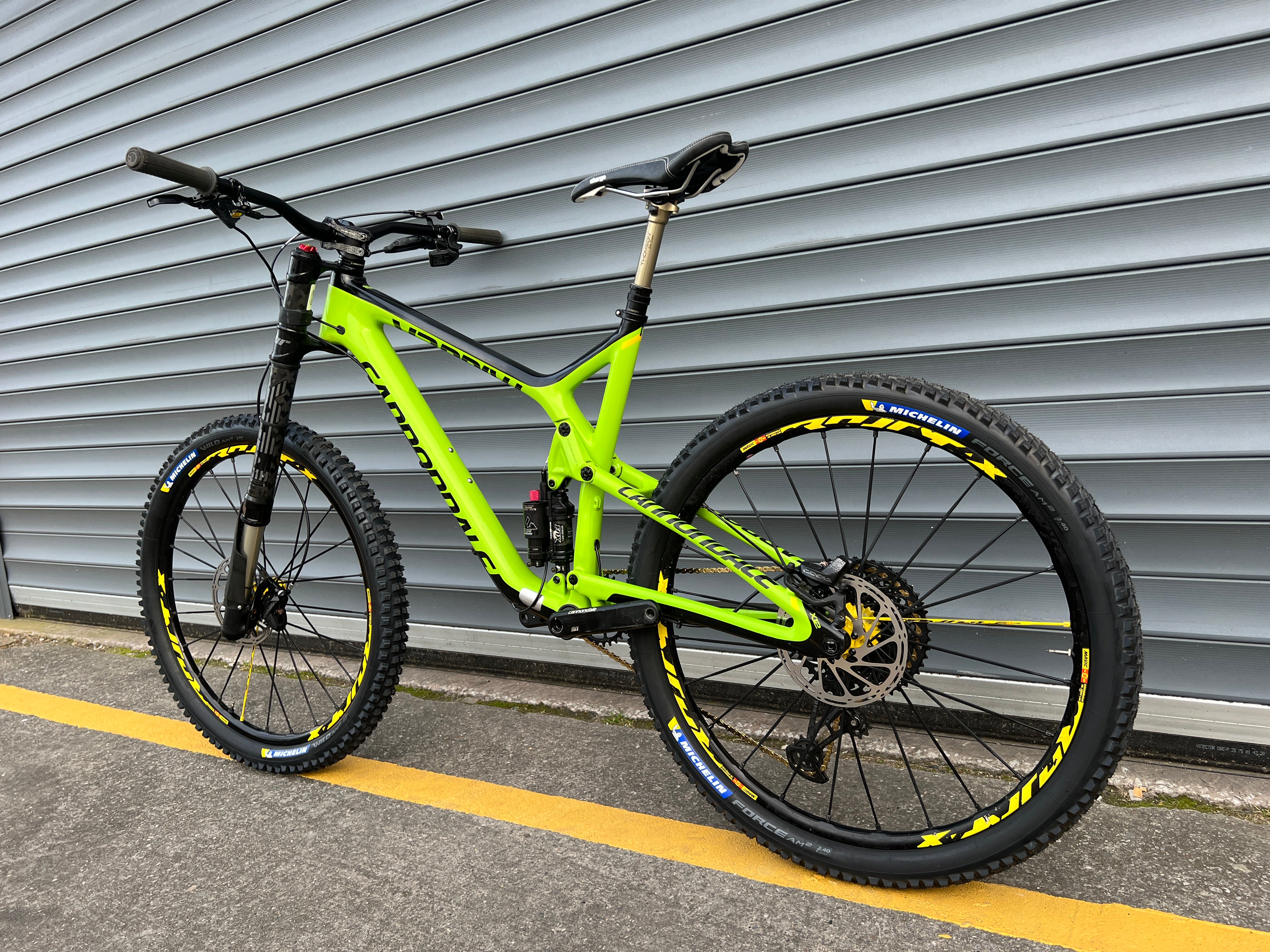 CANNONDALE TRIGGER CARBON 1 MTB 安っぽい キャノンデール