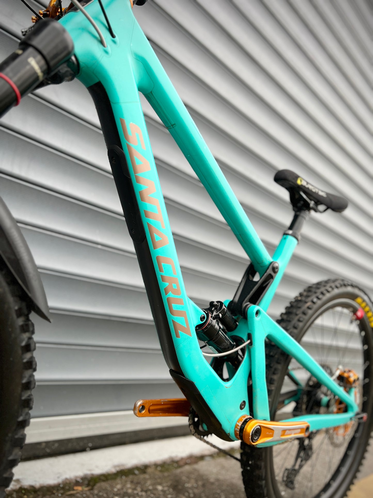 2021 SANTA CRUZ BRONSON CC RESERVE | RRP £9000