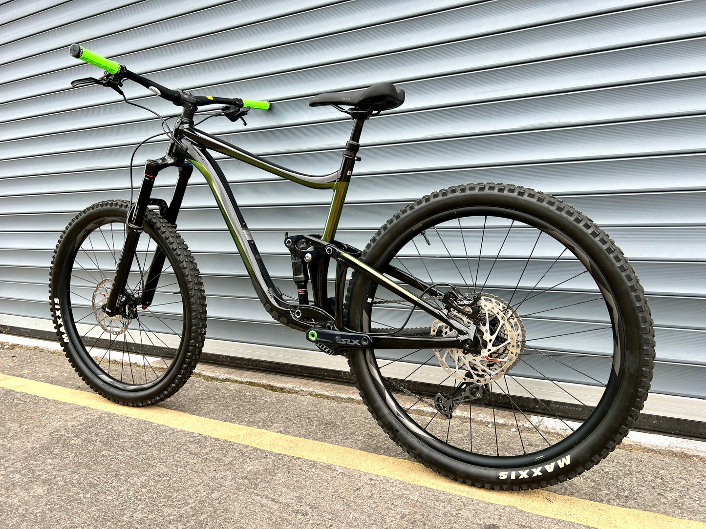 2021 GIANT REIGN 29 | RRP £3299