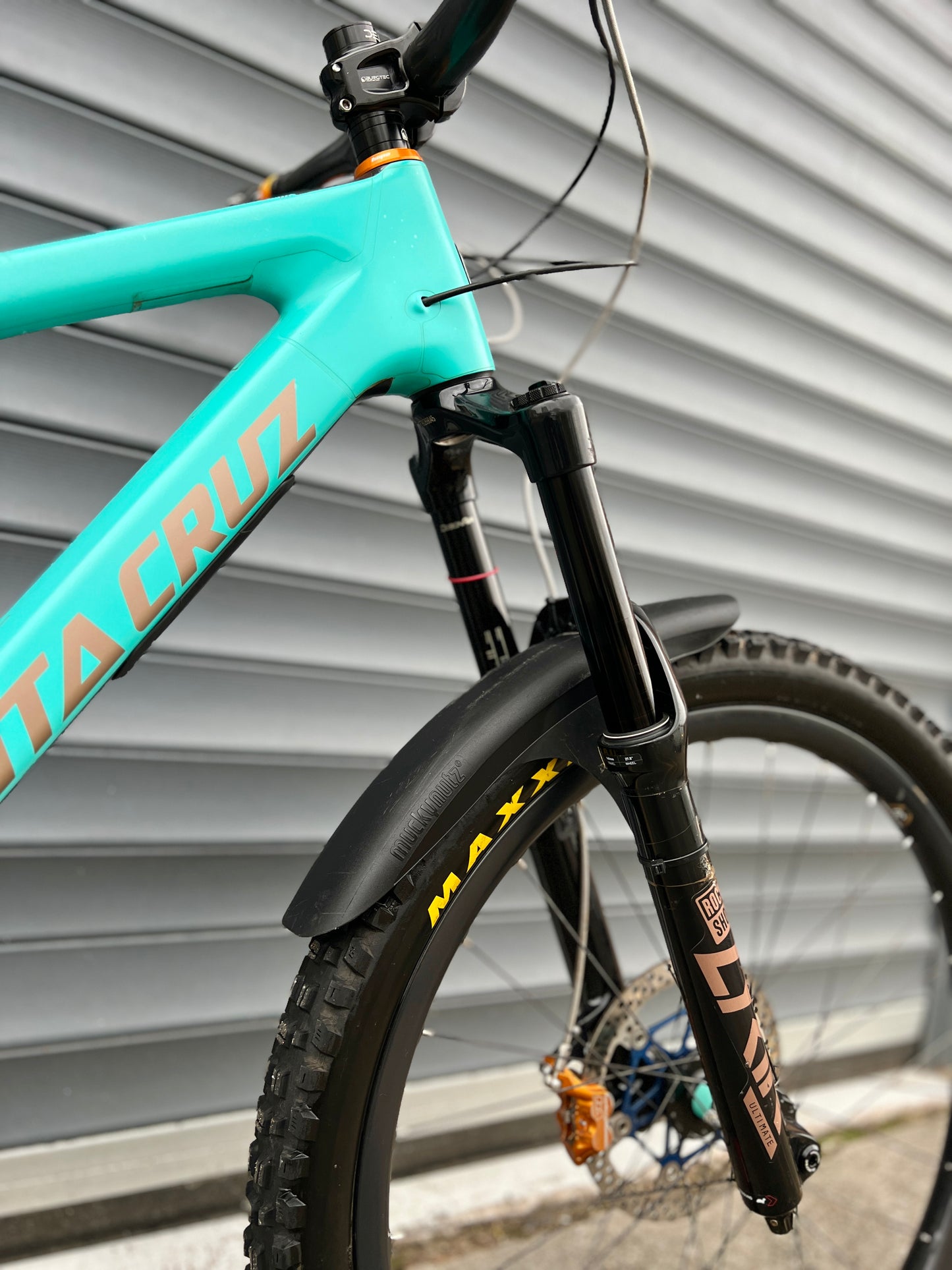 2021 SANTA CRUZ BRONSON CC RESERVE | RRP £9000