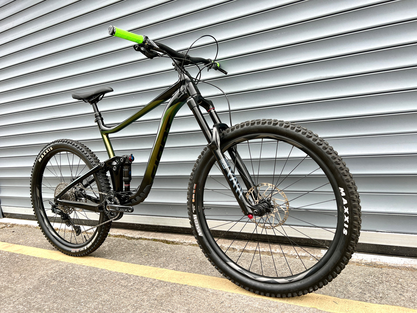 2021 GIANT REIGN 29 | RRP £3299