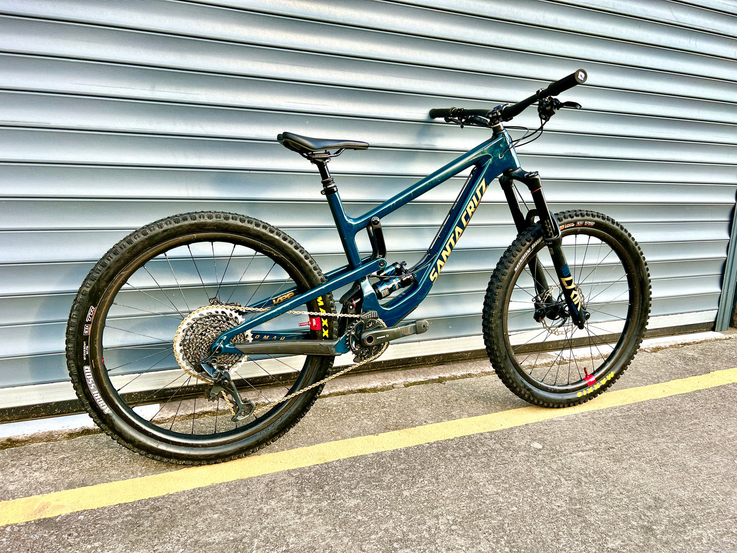 2020 SANTA CRUZ NOMAD CC RESERVE | RRP £9500