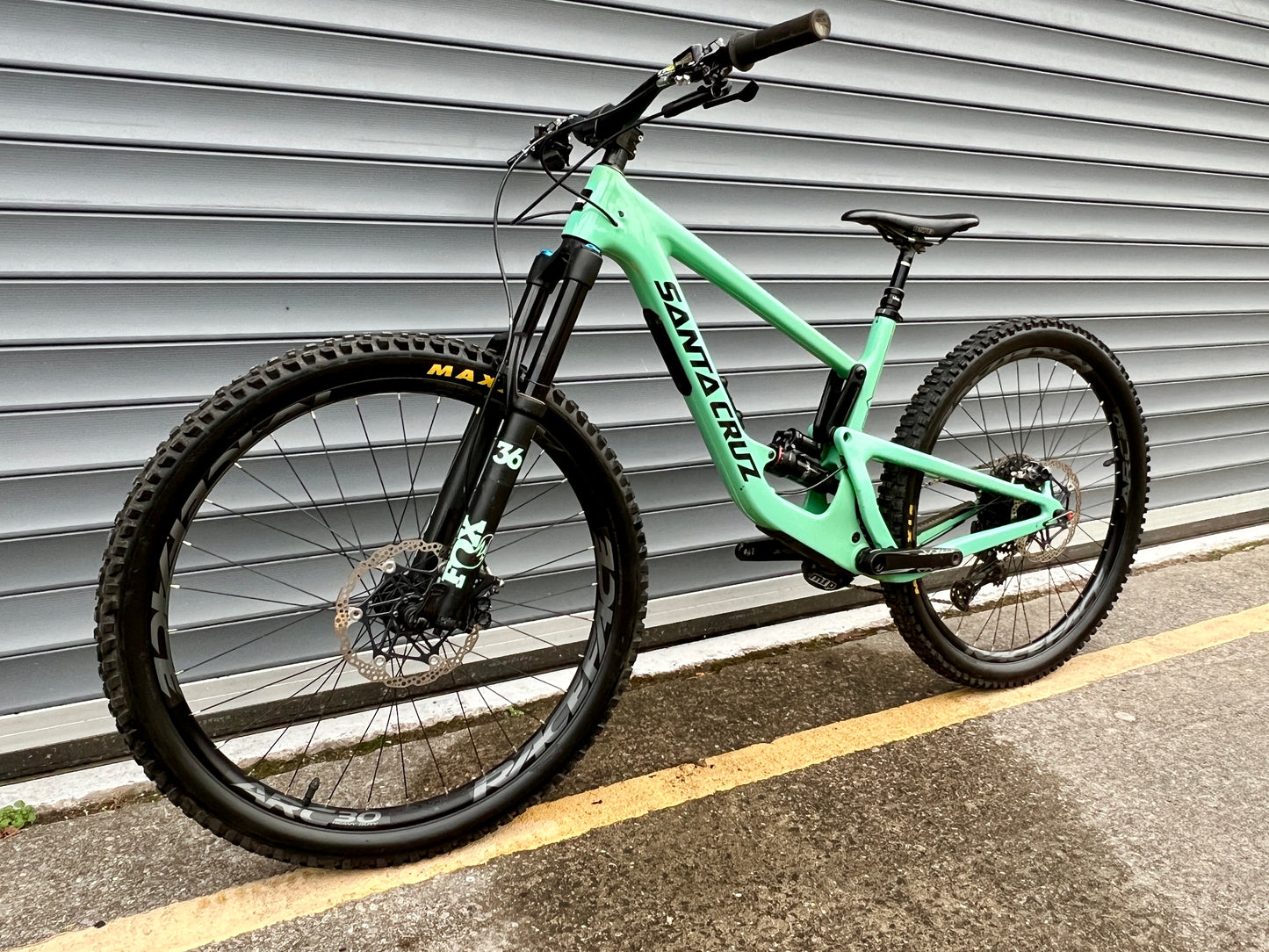 2020 SANTA CRUZ MEGATOWER C AXS | RRP £6500